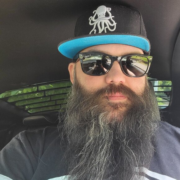 Meet your Posher, Joshua - Picture 2 of 2